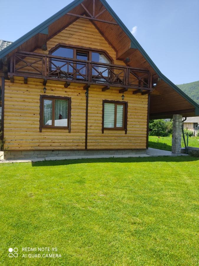 Садиба Федорчуків Гірська Хатина 1 Sheshory Exterior photo